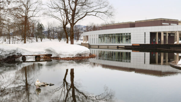 公園の中の美術館 池田記念美術館